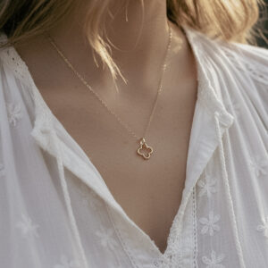 آویز ونکلیف مفتولی سایز ۱